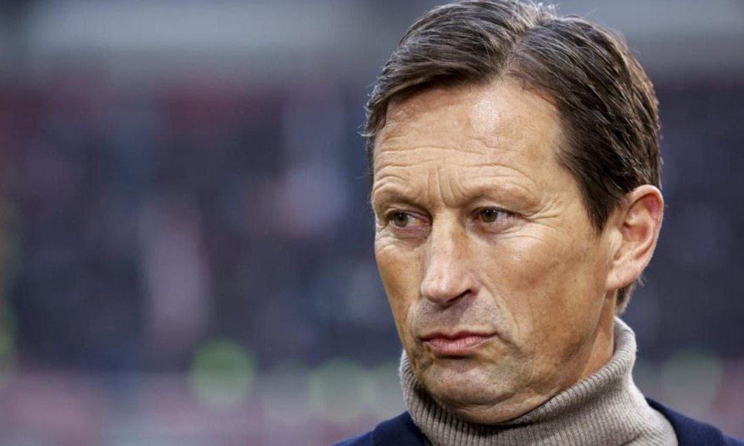 开云网站 -关于今晨埃因霍温调整名单以备德甲，单刀错失环节打磨，赛场秩序良好，赛程密集仍需轮换的信息